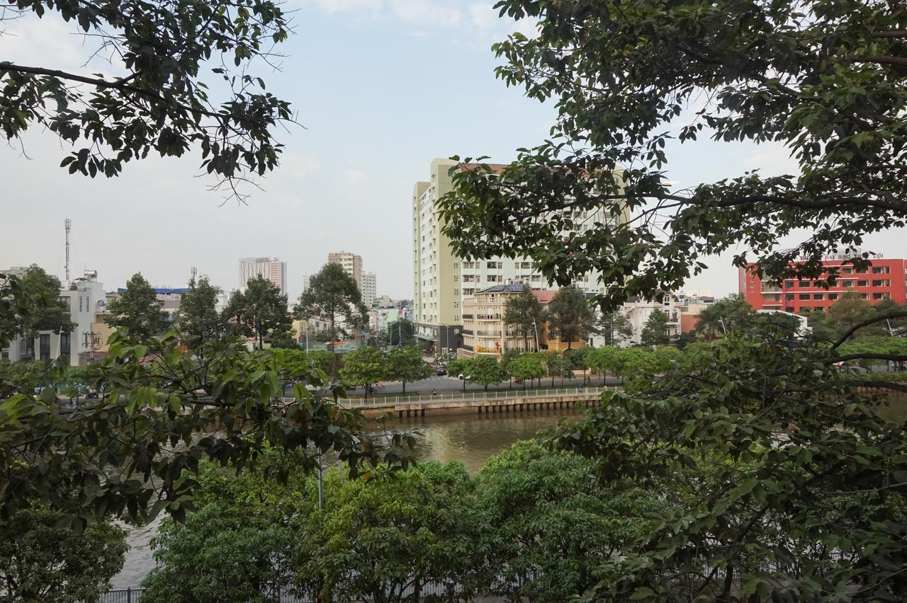 Ihome Homestay โฮจิมินห์ซิตี้ ภายนอก รูปภาพ